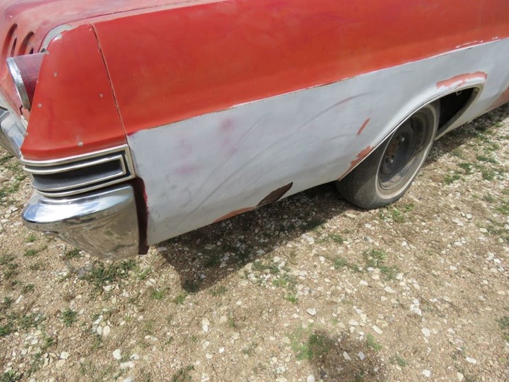 1965-chevrolet-impala-convertible-image-19