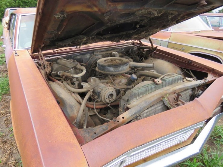 1966-chevrolet-caprice-4dr-ht-image-6