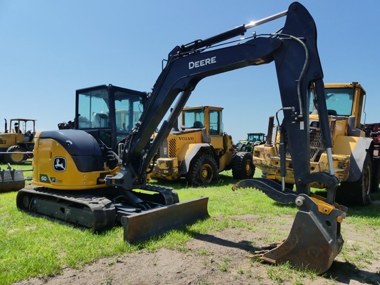 deere-60p-image-2