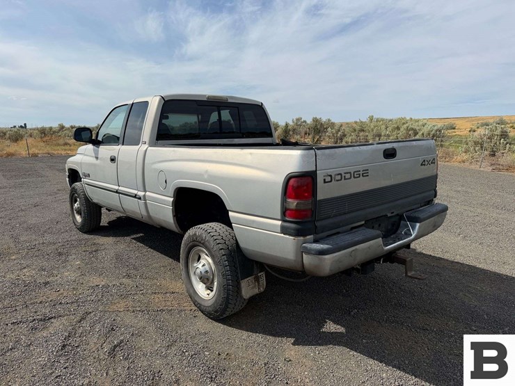 2001-dodge-ram-2500-image-3