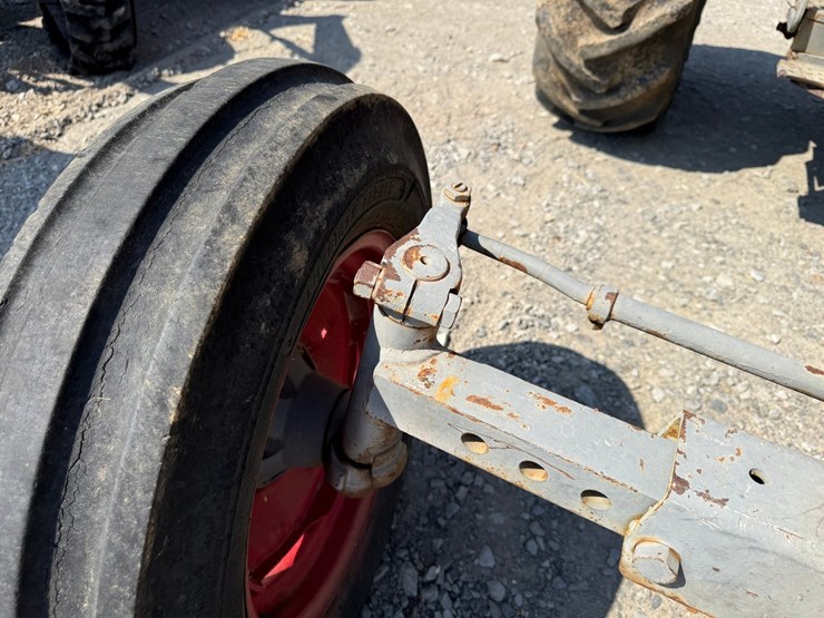 massey-ferguson-85-image-43