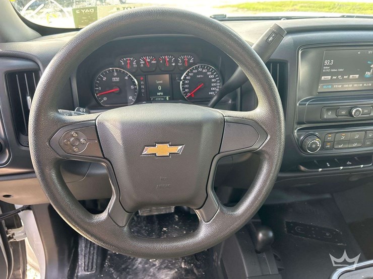 2018-chevrolet-silverado-1500-image-13