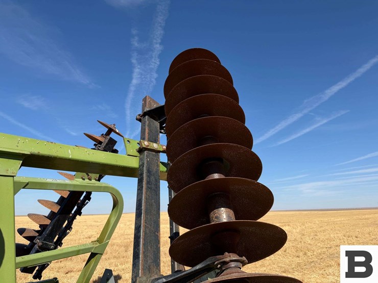 john-deere-twin-offset-disc-image-27