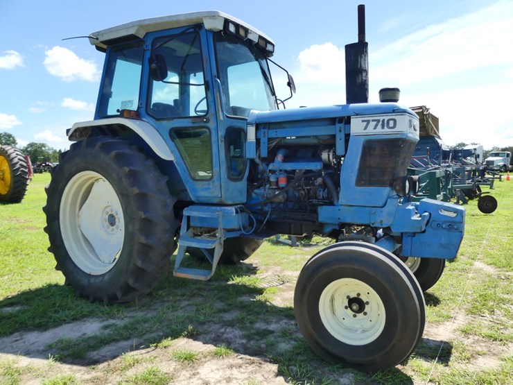 ford-7710-image-2