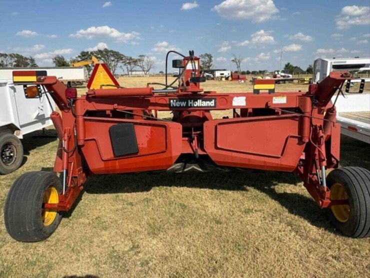 new-holand-1431-swather-image-6