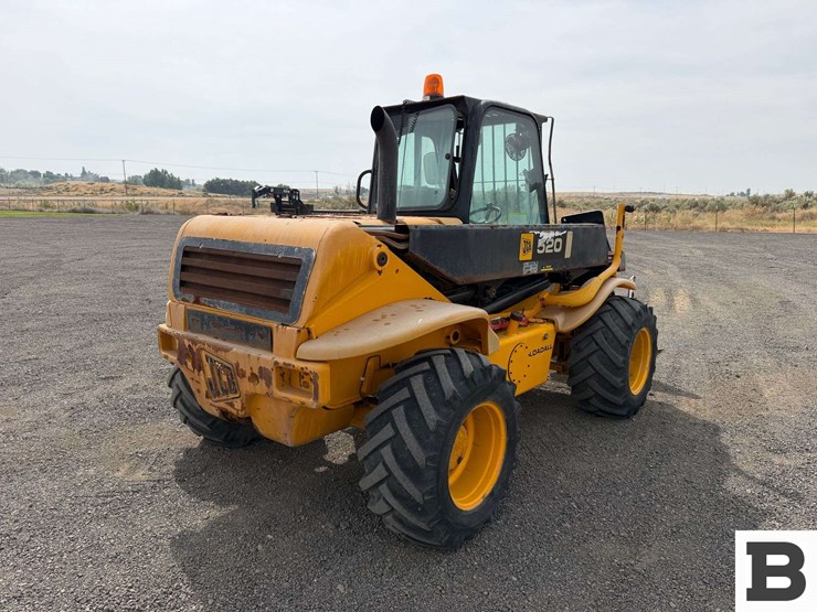 jcb-520-image-4