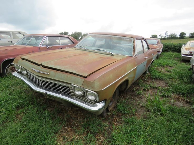 1965-chevrolet-belair-4dr-sedan-image-1