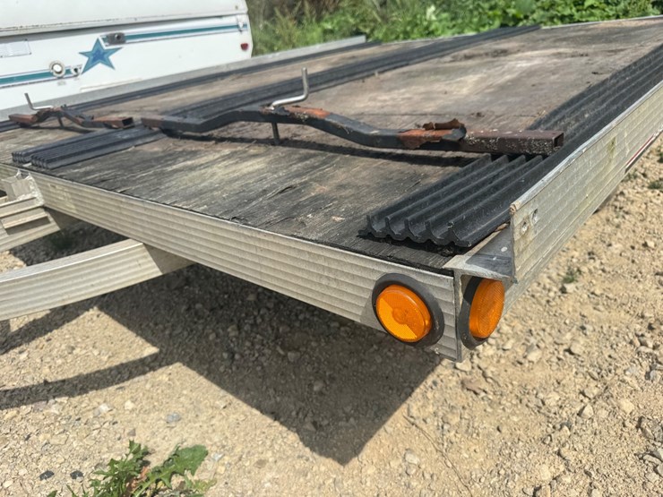 #10515-•-triton-xt-snowmobile-trailer-(located-in-rosendale-wi)-image-20