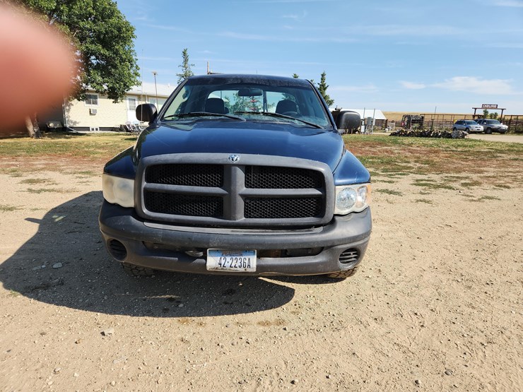 2005-dodge-ram-1500-image-2