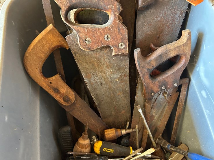 #6276-•-vintage-handsaws-image-3
