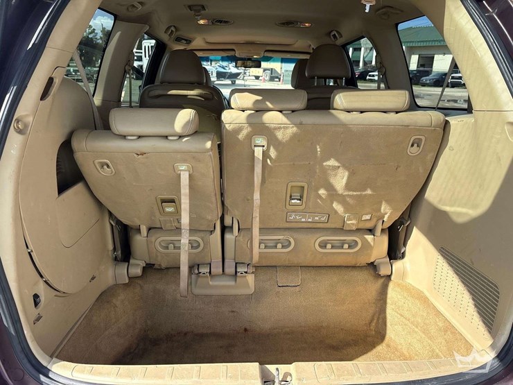 2010-honda-odyssey-image-22