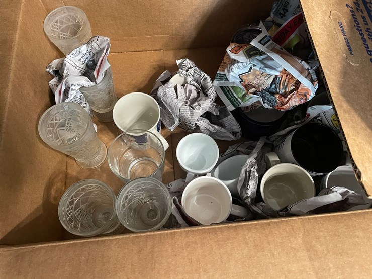 #6251-•-various-household-items-image-2