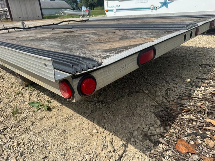 #10515-•-triton-xt-snowmobile-trailer-(located-in-rosendale-wi)-image-16