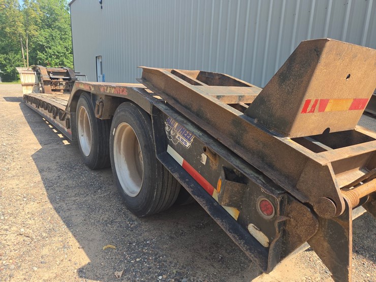 #2948-•-2005-eager-beaver-35gsl-lowboy-trailer-image-26