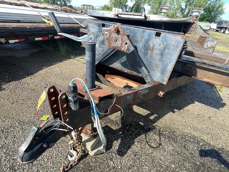 #10507-•-houle-dove-tail-trailer-(no-title)-image-20