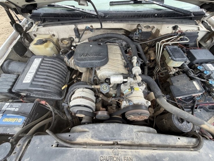 1997-chevrolet-3500-image-17