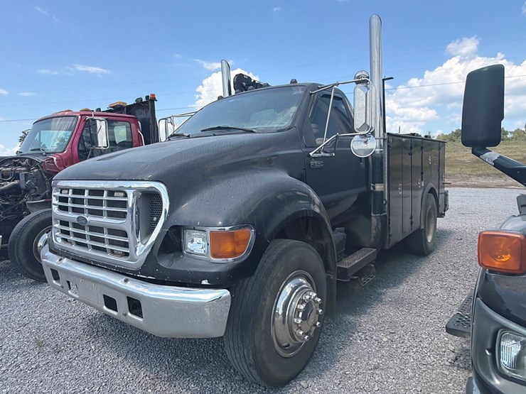 2000-ford-2000-image-1