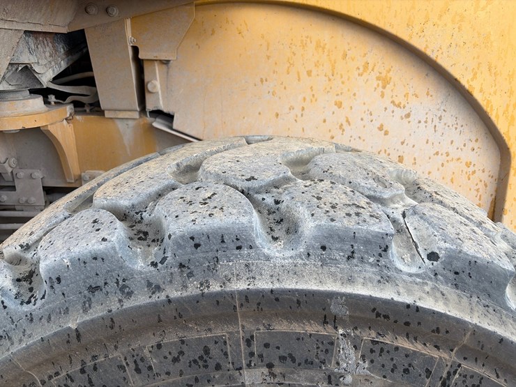 2004-caterpillar-972g-image-5