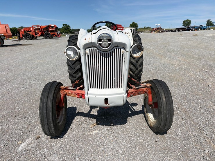 ford-800-image-2