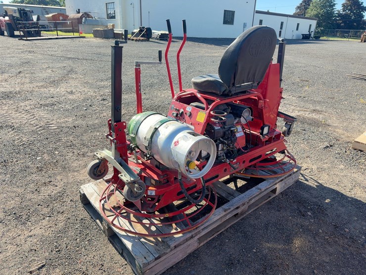 allen-rp235-ride-on-concrete-finisher-image-2