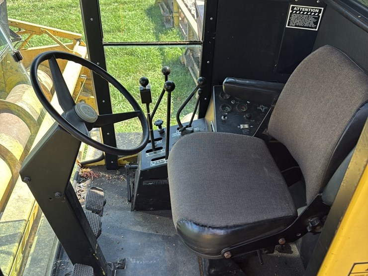 new-holland-972-image-12