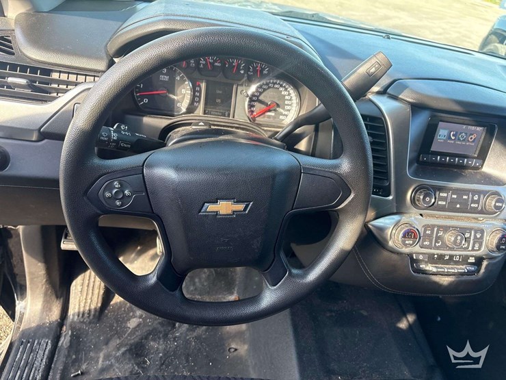 2015-chevrolet-tahoe-image-12