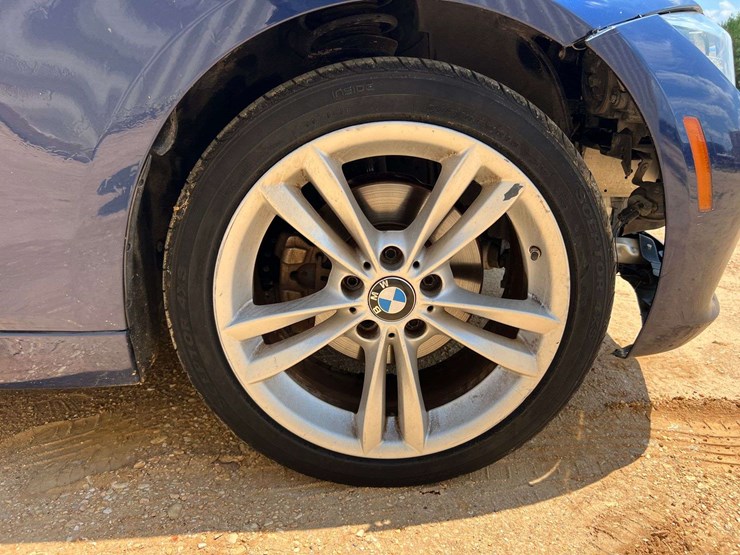 2017-bmw-328i-(147,271-miles)-image-17