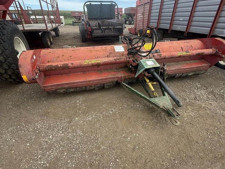 #127-•-brillion-12'-stalk-chopper-image-1