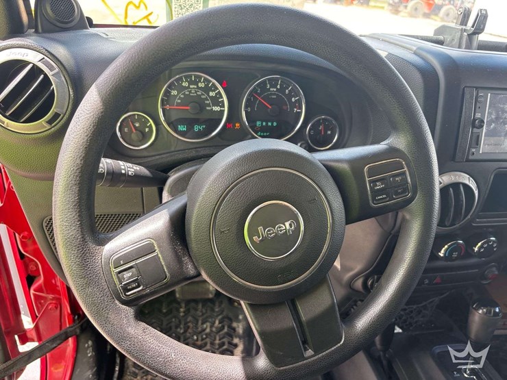 2012-jeep-wrangler-image-15