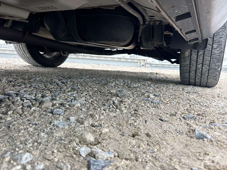 2017-ford-explorer-image-22