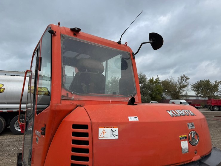 kubota-kx080-3-image-12