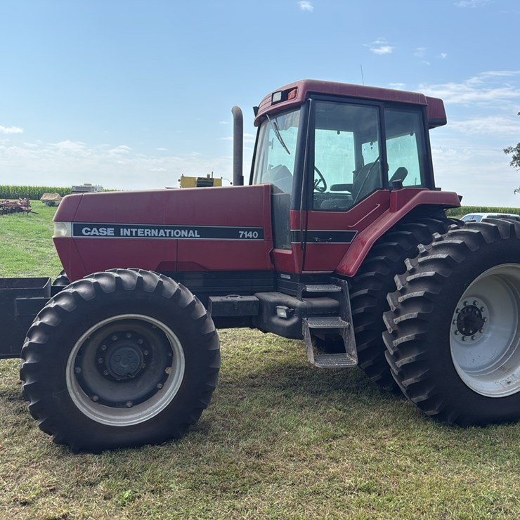 CASE IH 7140