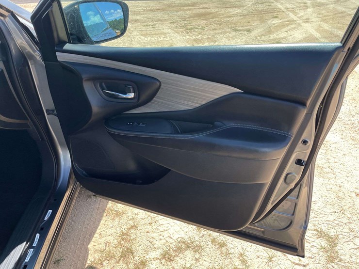2017-nissan-murano-image-17