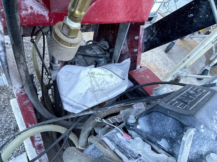 #9135-•-propane-powered-concrete-saw-(03)-image-10