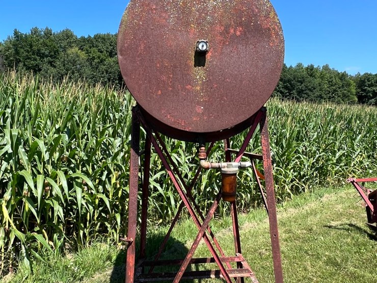 #5699-•-fuel-barrel-with-stand-image-4