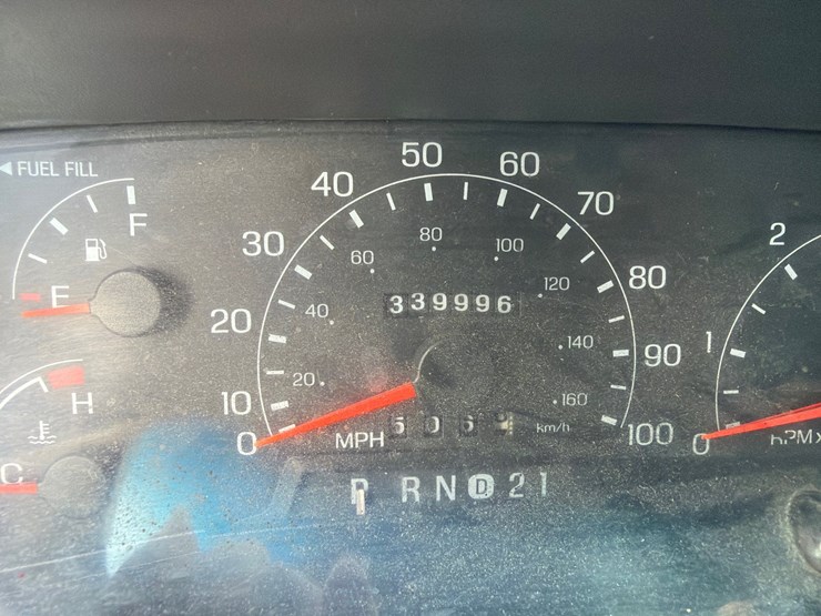 2001-ford-f250-xl-image-18