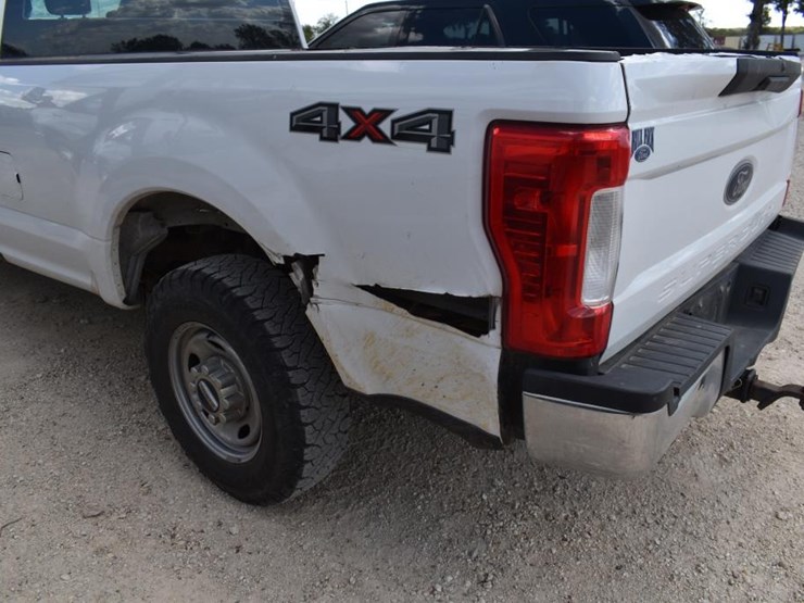 2018-ford-f250-image-9