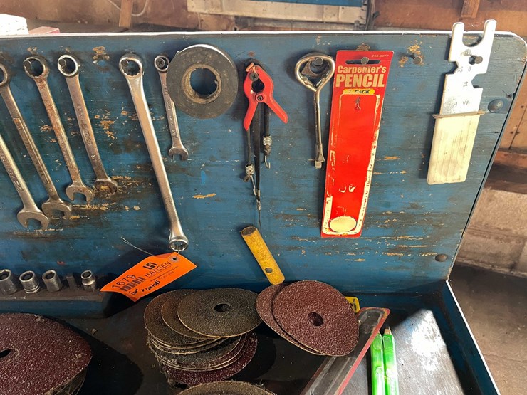 #1679-•-work-bench-on-wheels-image-19