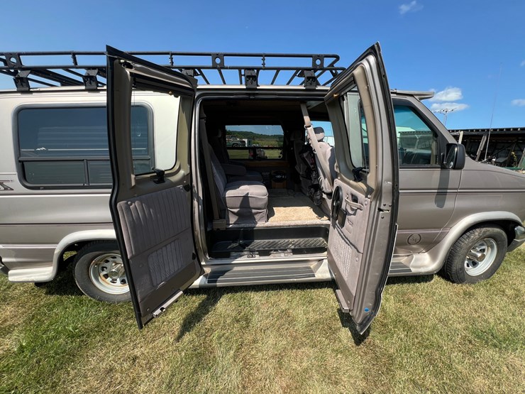 1995-ford-150-image-19