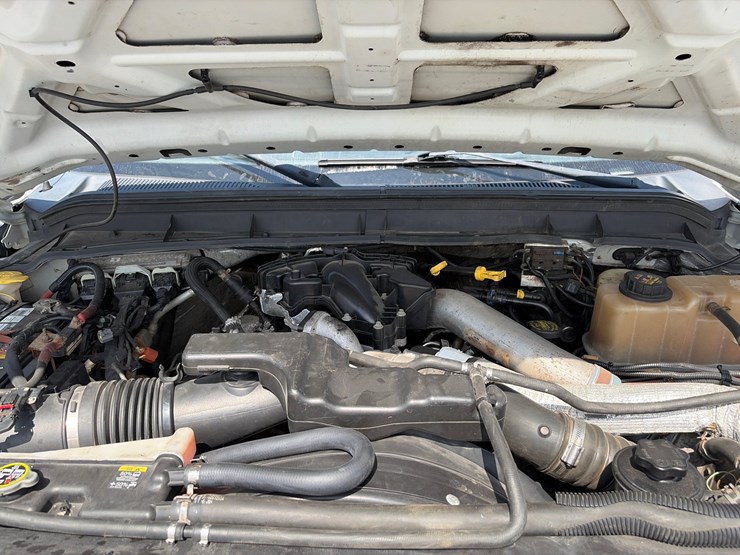 2012-ford-f550-image-12