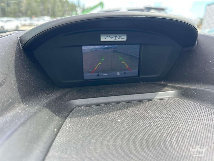 2017-ford-escape-image-19