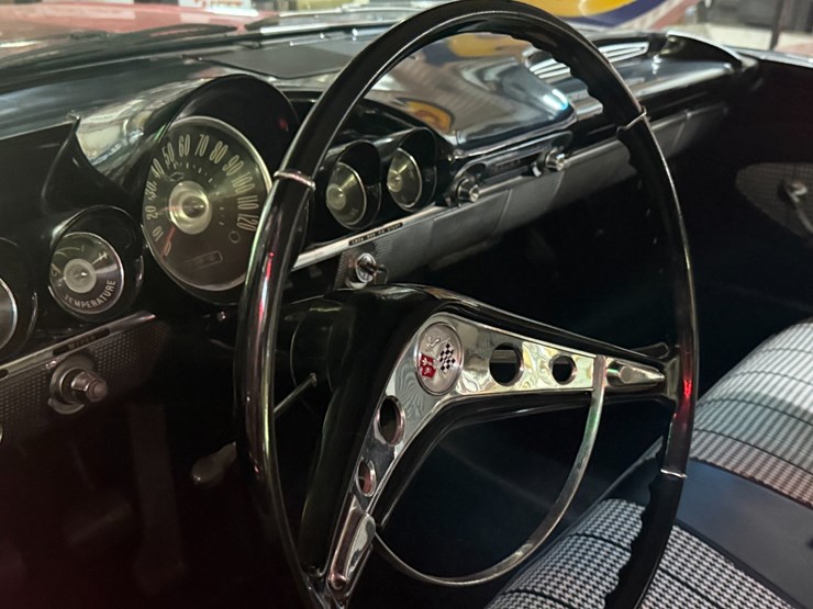 #128-•-1960-chevrolet-impala-2-door-hardtop-–-348-v8-image-16