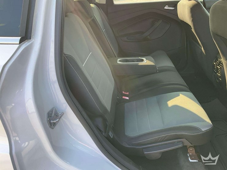 2013-ford-escape-image-23