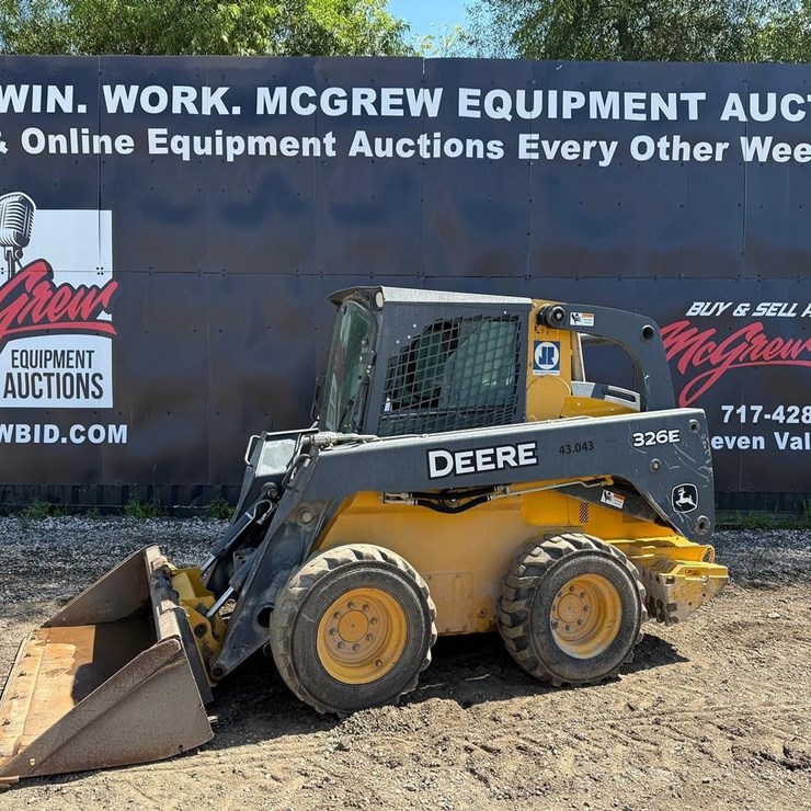 2014 DEERE 326E