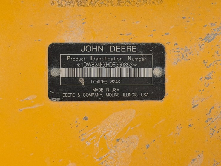 2014-deere-824k-image-19