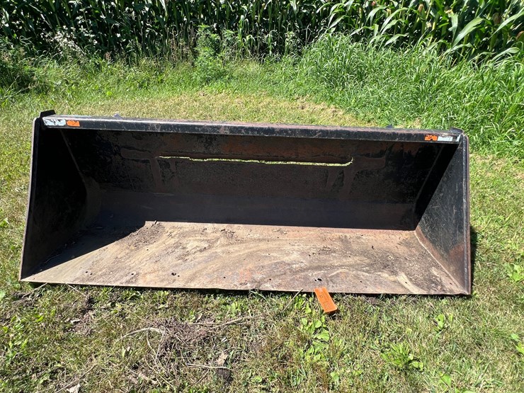 #5705-•-7'-bucket-image-1