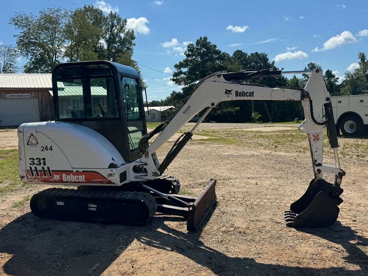 2002-bobcat-331-image-5