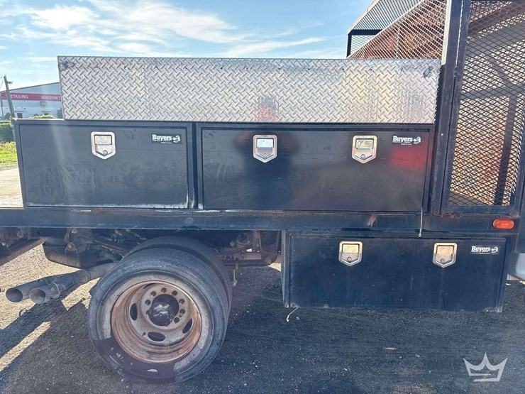 2019-utility-flatbed-image-14