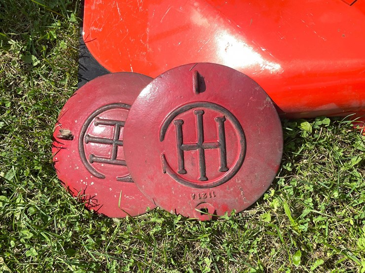 #1649-•-misc.-tractor-parts-image-7