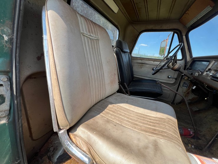 1965-chevrolet-c50-image-18